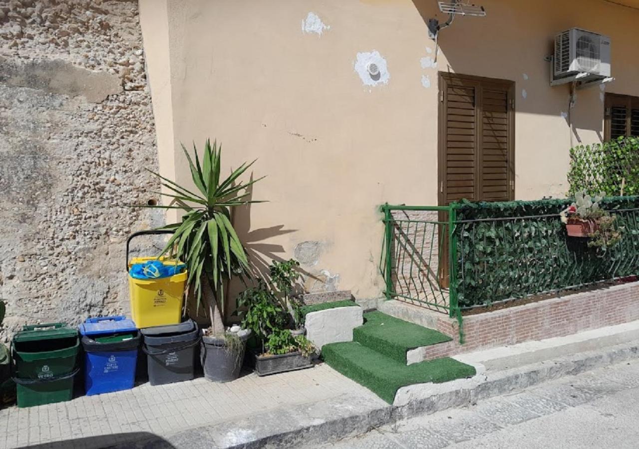 הוילה אגריג'נטו Casa Vacanze Vista Mare מראה חיצוני תמונה